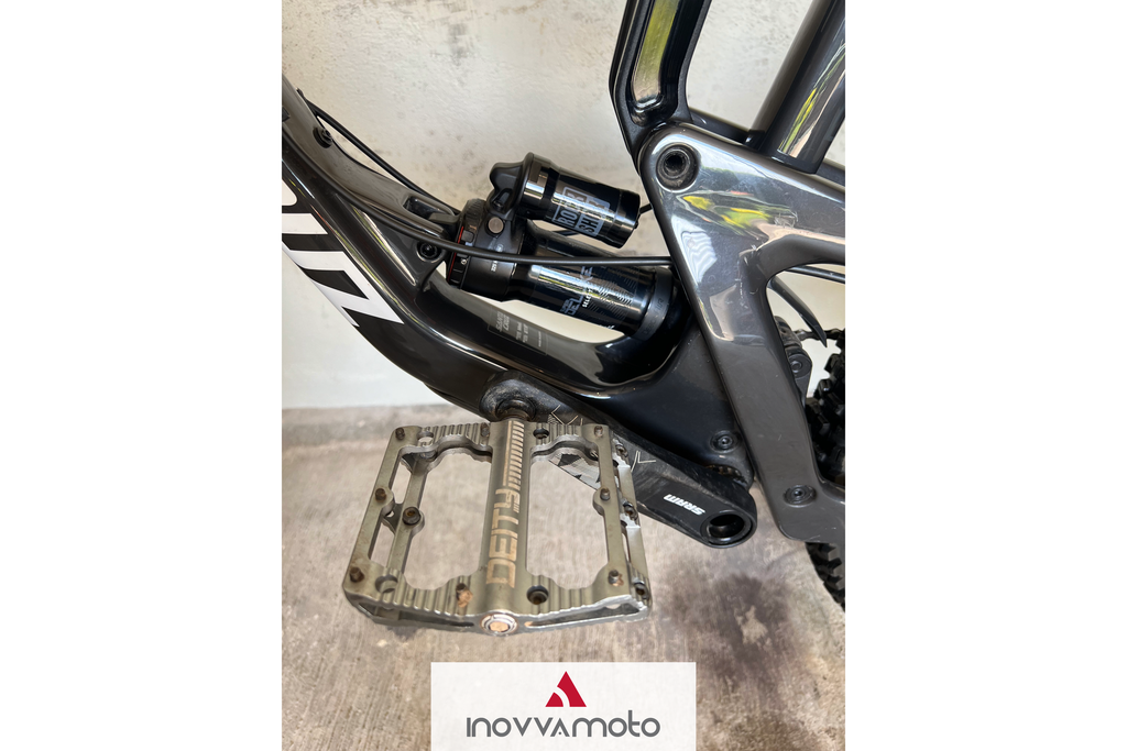 SANTA CRUZ NOMAD C 